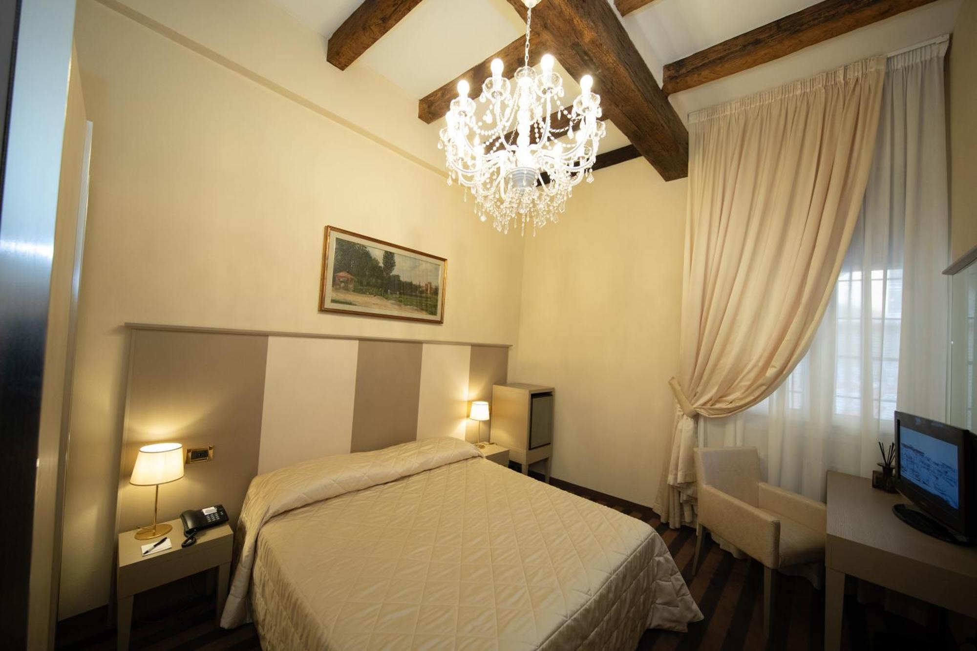 Albergo Rossini 1936 Bolonia Exterior foto